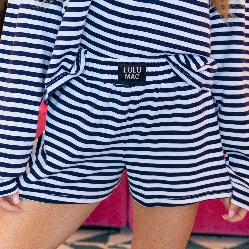 LM-STRIPE Short-NAVY – girliegirloriginals