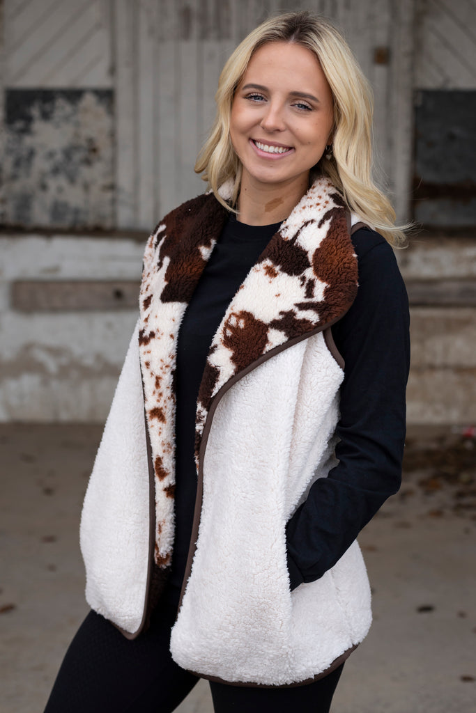 CW-4560 COW SHERPA REVERSIBLE VEST – girliegirloriginals