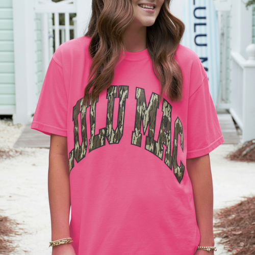 LM-MO-1000 Mossy Oak Bottomland Adult Neon Pink Comfort Colors