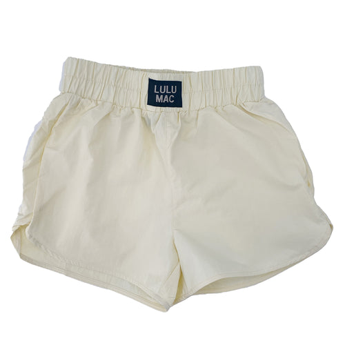 LM-KSH-1000-WHITE KIDS SOLID SHORT – girliegirloriginals