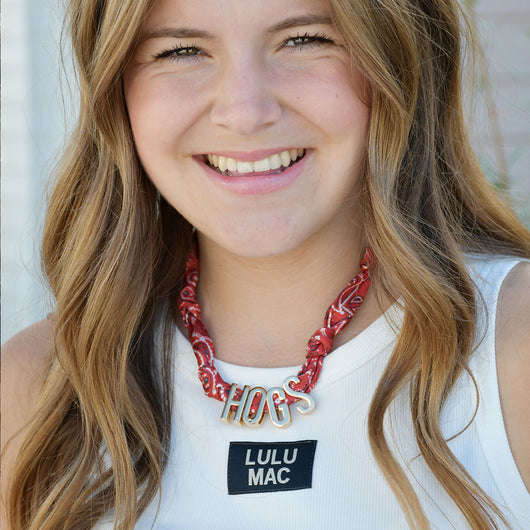 TEAM CHARM NECKLACE-HOGS CARDINAL