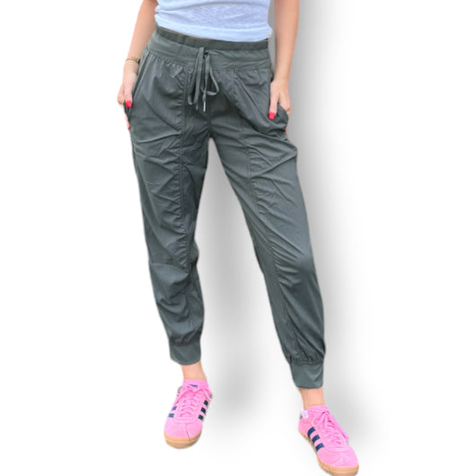 JG-1154 Jogger Green