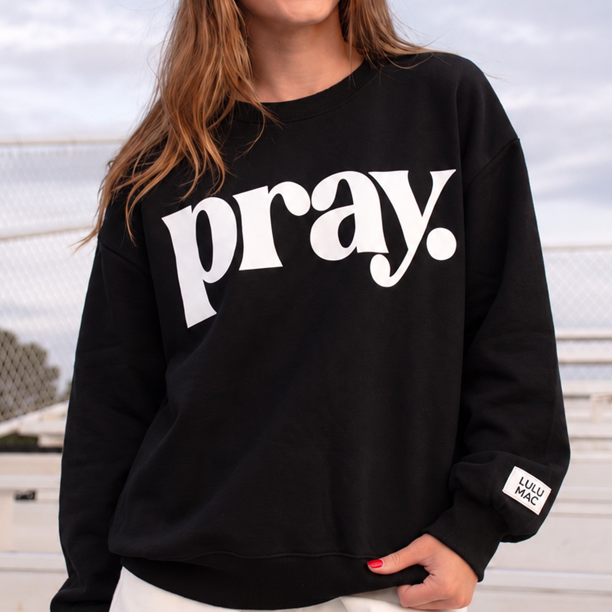 LM-SW-1016 Black/White Pray Puff