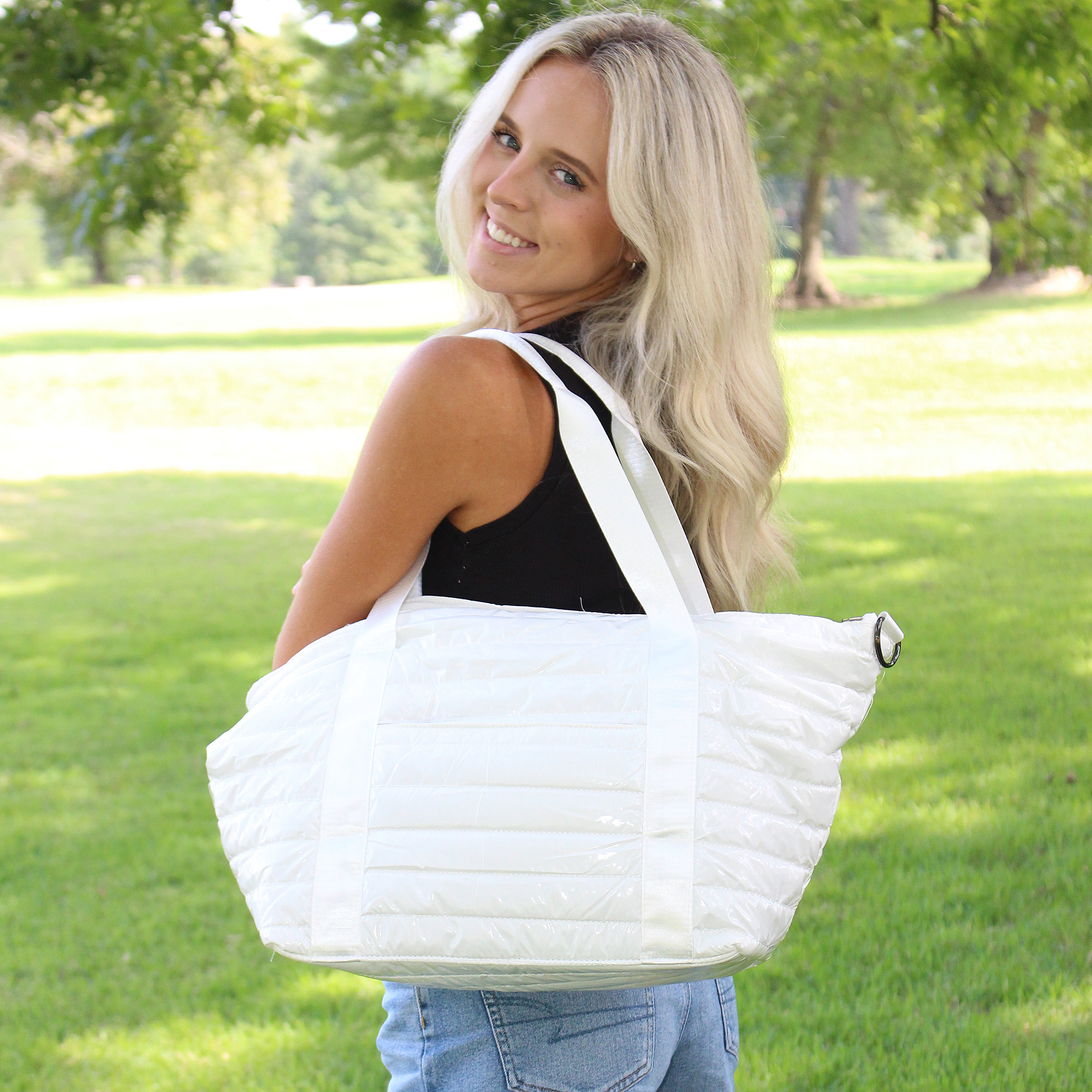 QT-9605 Puffer Tote White